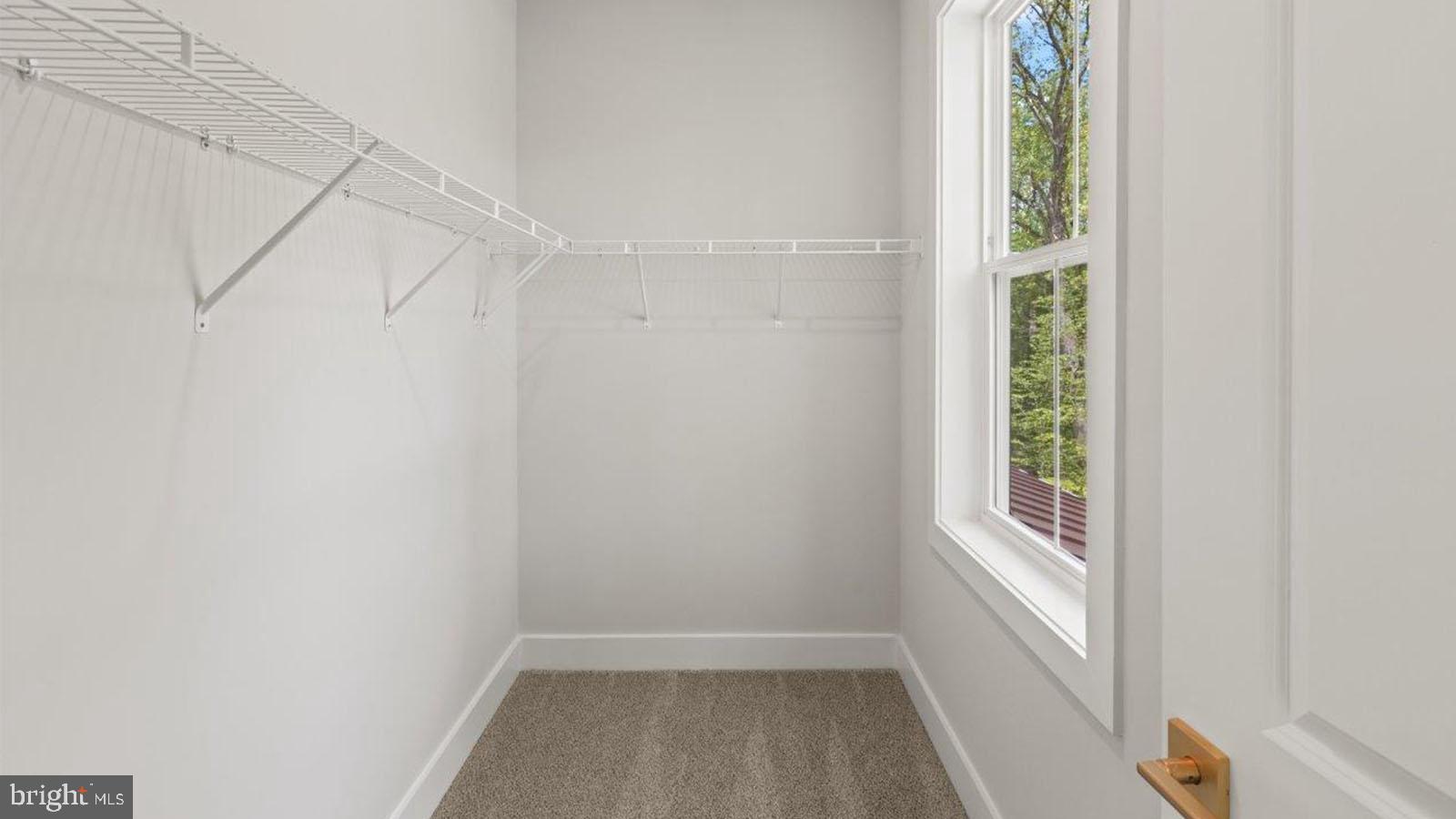 STILLVIEW ACRES - Residential