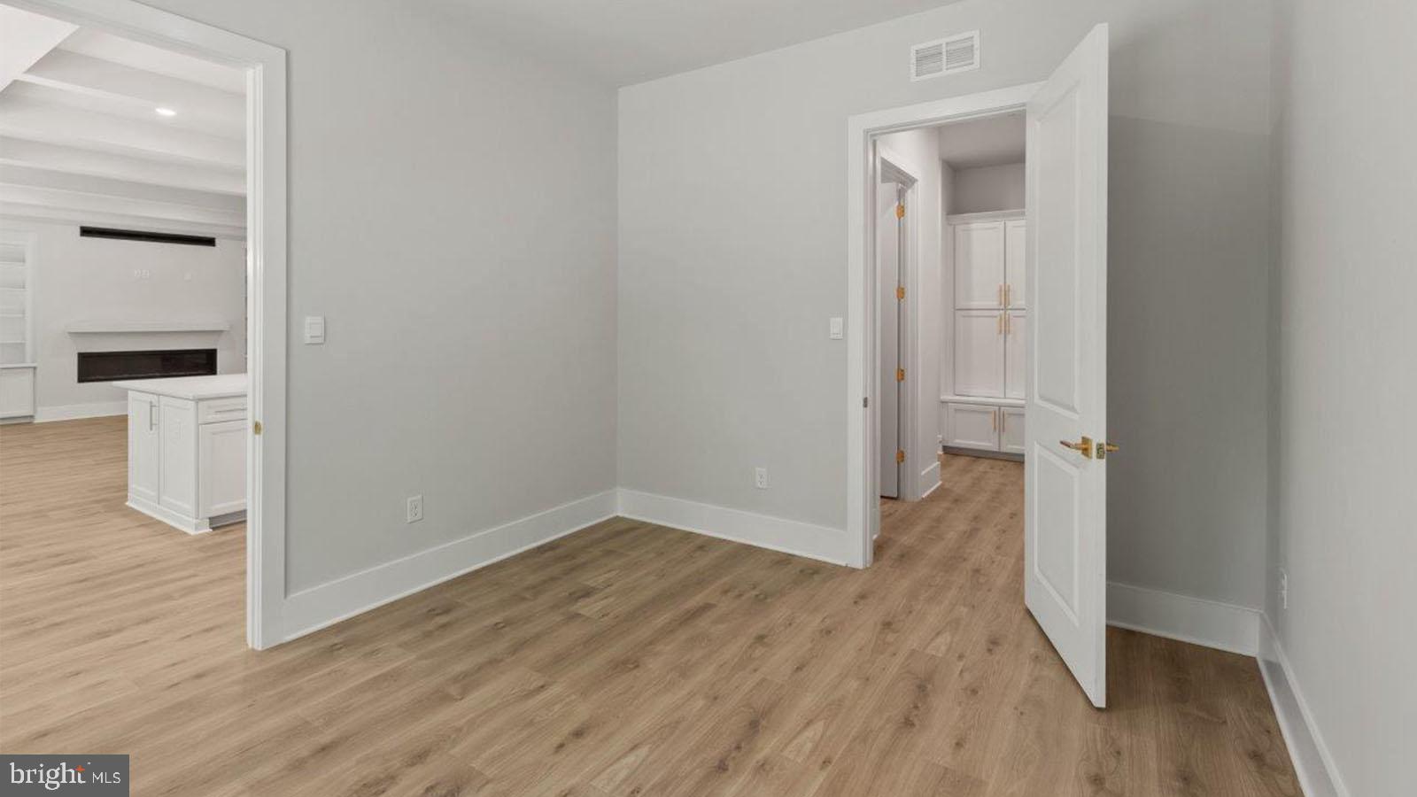 STILLVIEW ACRES - Residential