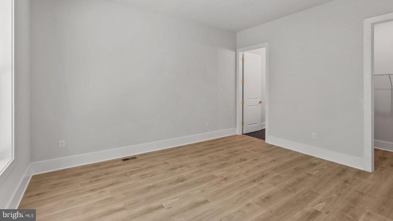 STILLVIEW ACRES - Residential