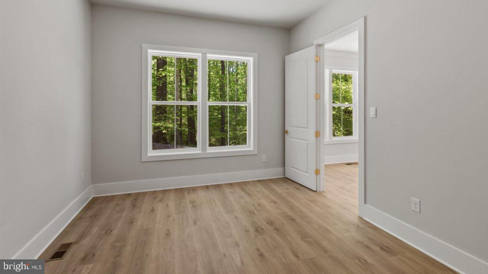 STILLVIEW ACRES - Residential