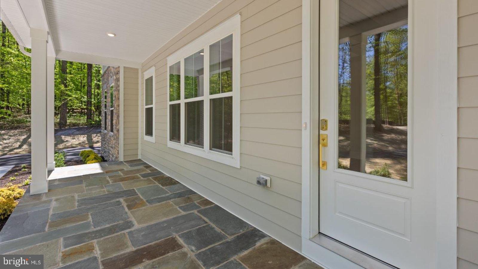 STILLVIEW ACRES - Residential