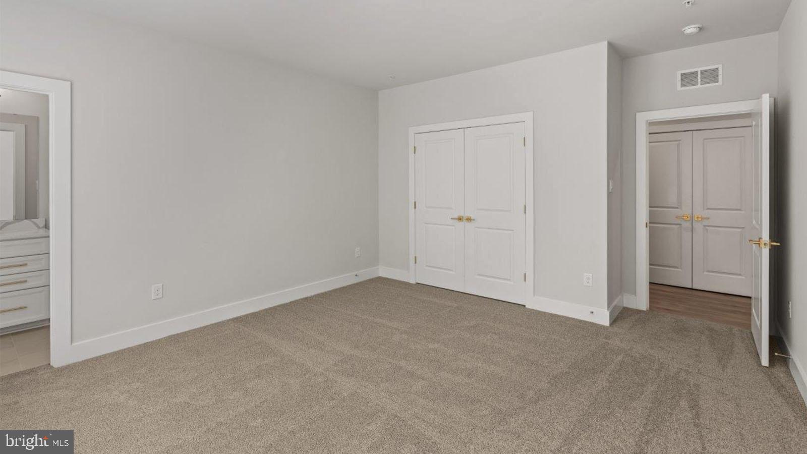 STILLVIEW ACRES - Residential