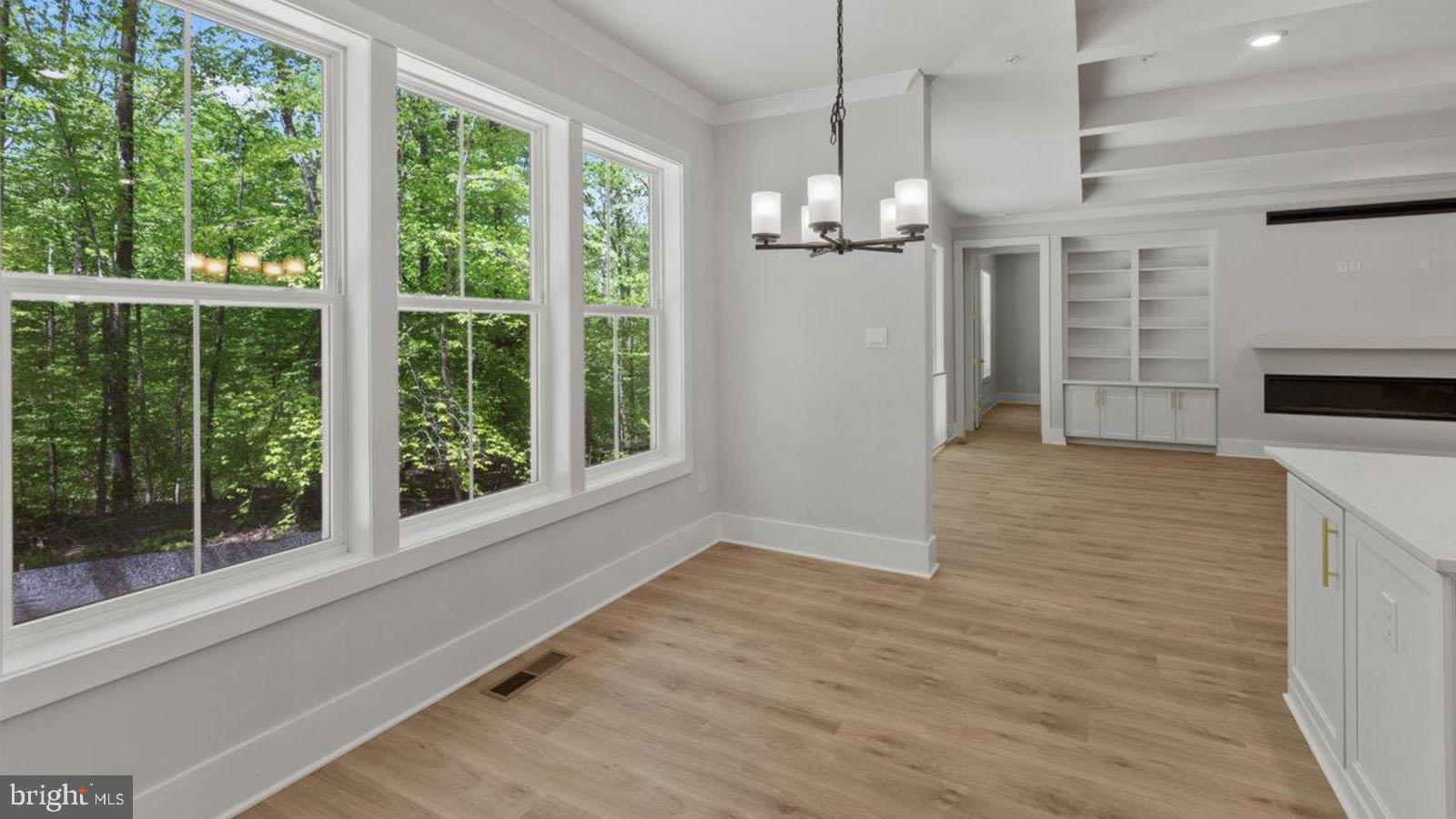 STILLVIEW ACRES - Residential