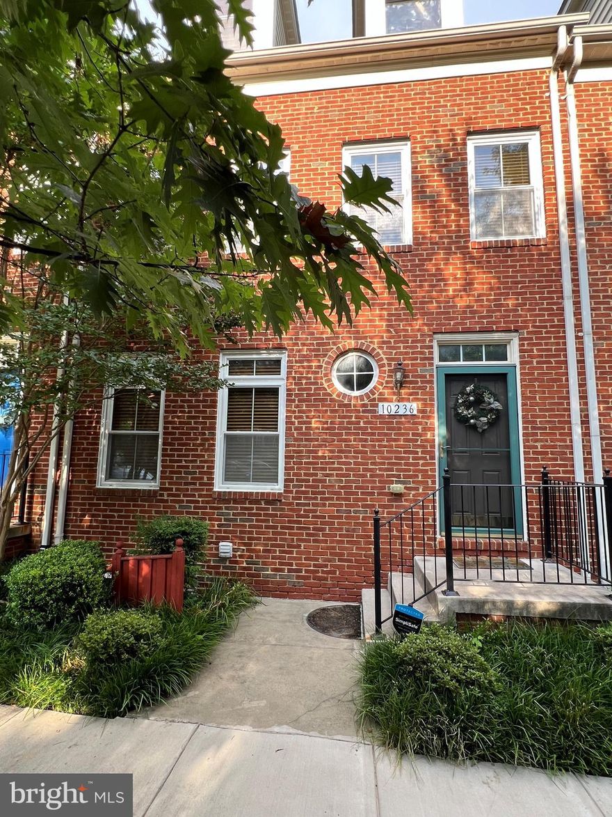 Incredible location in the heart of Columbia! Beautiful 4 level townhome close to all the excitement and action that Columbia has to offer! This upgraded townhome boasts an all brick exterior front, 2 car garage and walking distance to shopping, restaurants and outdoor activities. Hardwood floors, eat in kitchen, 3 bedrooms, 2 full baths and 3 half baths. Insane amount of storage space, finished basement and a bonus loft with so many possibilities! Enjoy your morning coffee on your deck right off the kitchen, and feel comfort in knowing your homes HVAC system was just replaced in 2020. This home will not last long! 
Offers Presented as received!