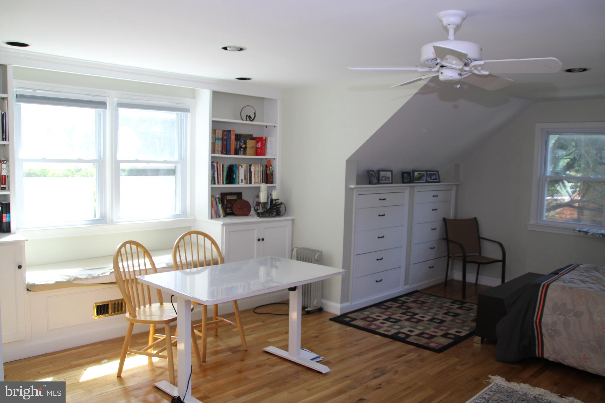 BRADLEY HILLS - Residential Lease