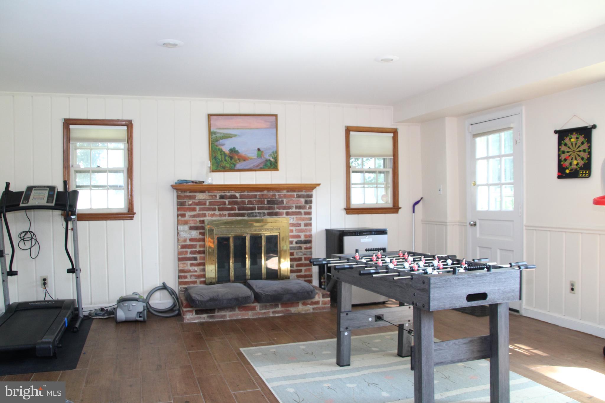 BRADLEY HILLS - Residential Lease