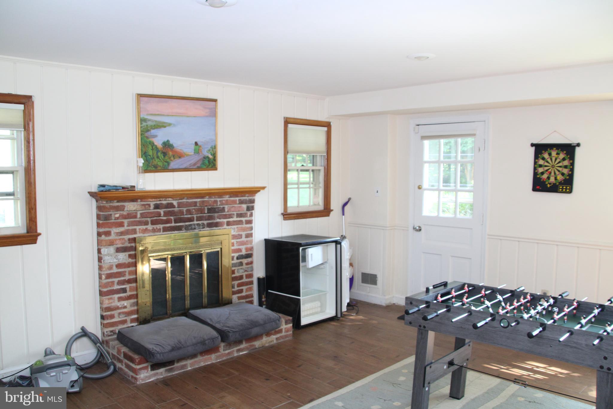 BRADLEY HILLS - Residential Lease