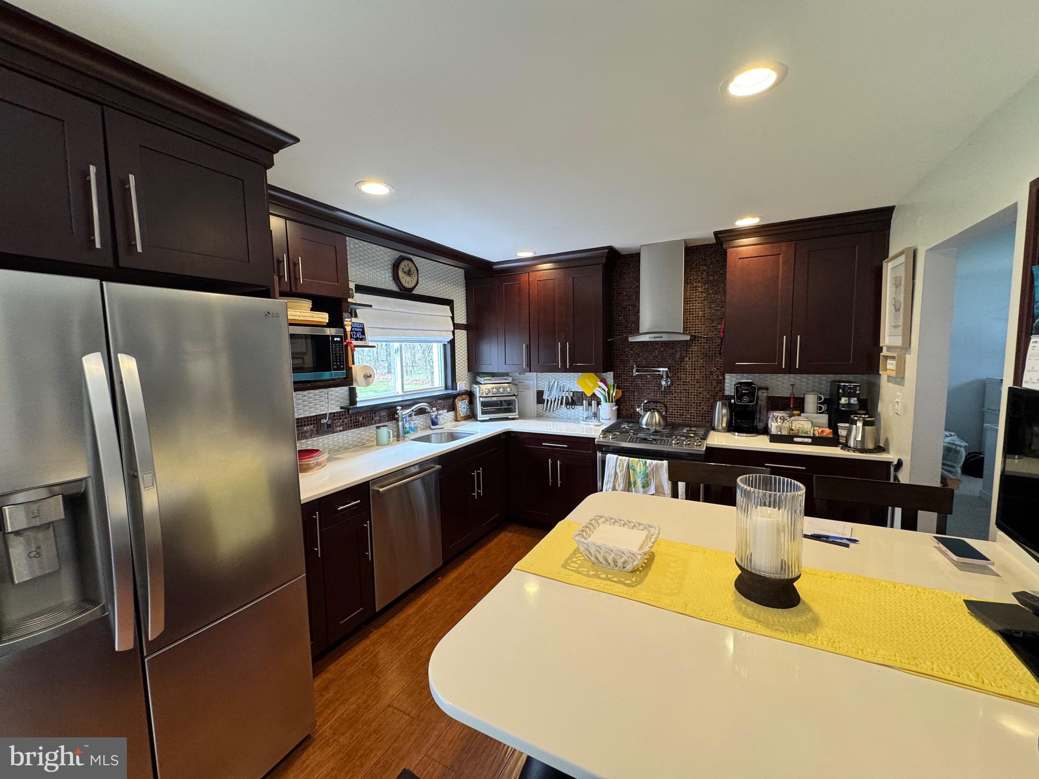 PARK FOREST VILLAGE - Residential