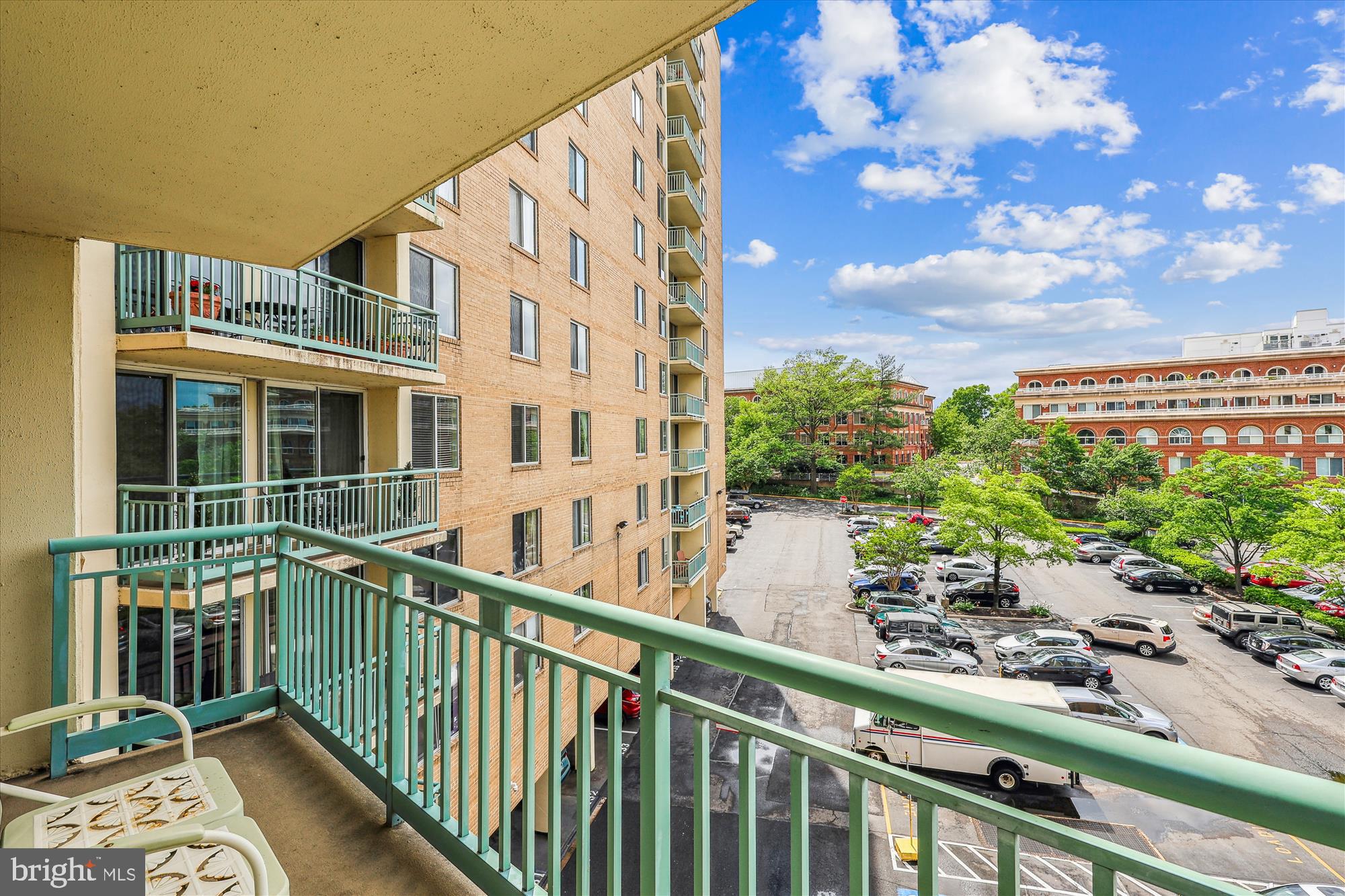 501 SLATERS LANE 316