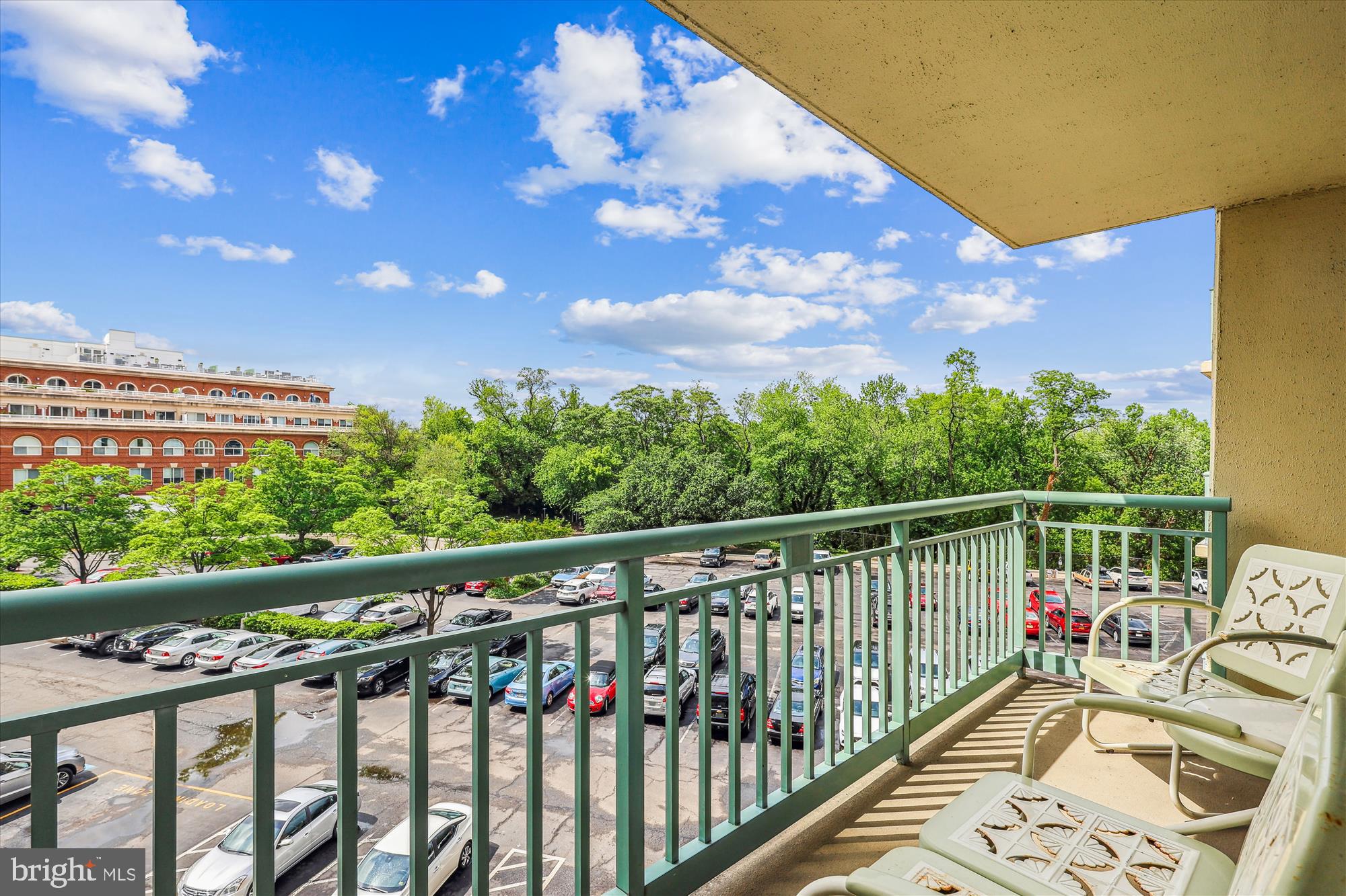 501 SLATERS LANE 316