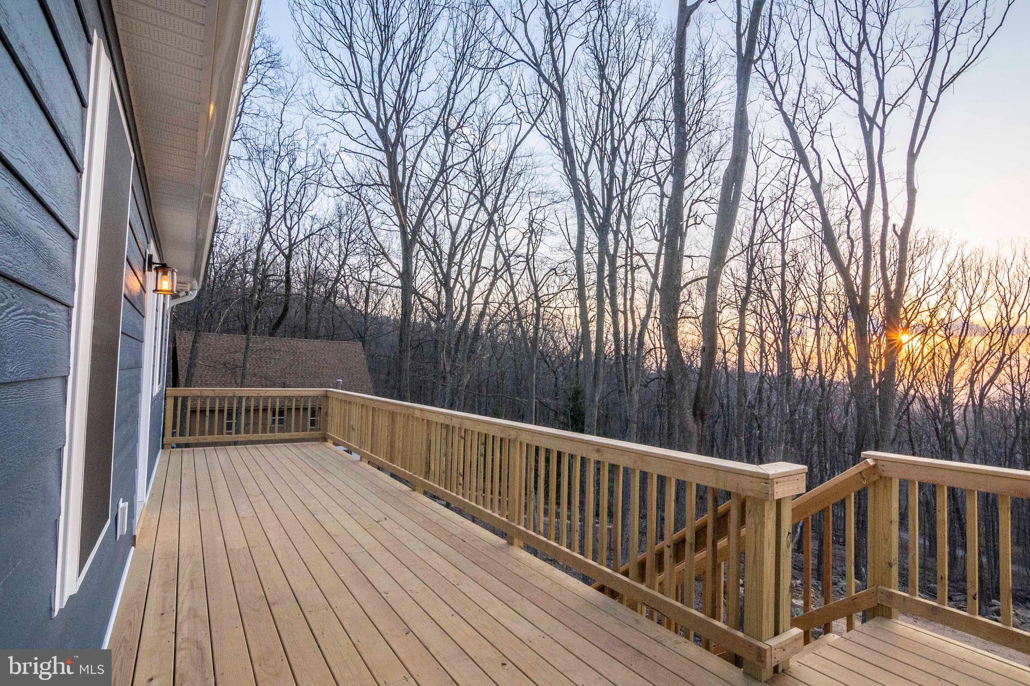 SHEN SHORES - Residential