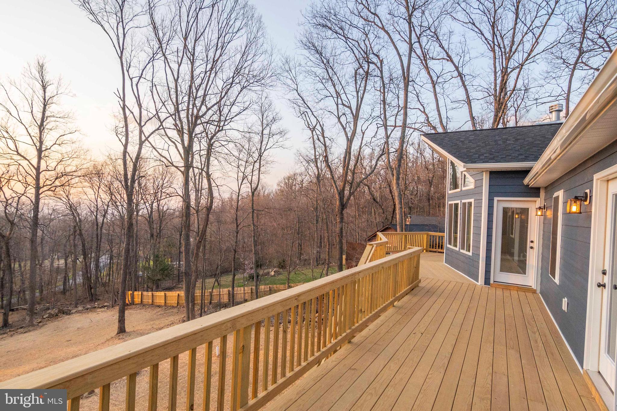 SHEN SHORES - Residential