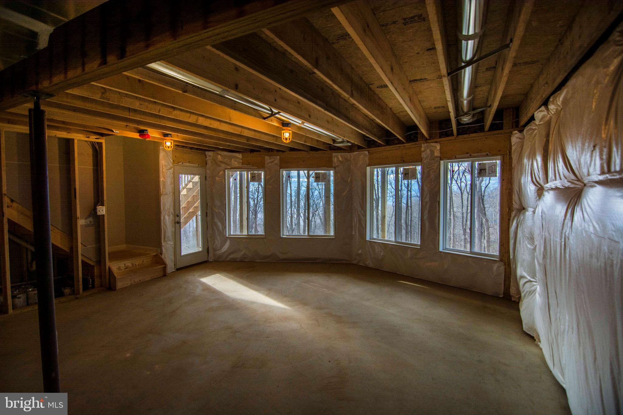 SHEN SHORES - Residential