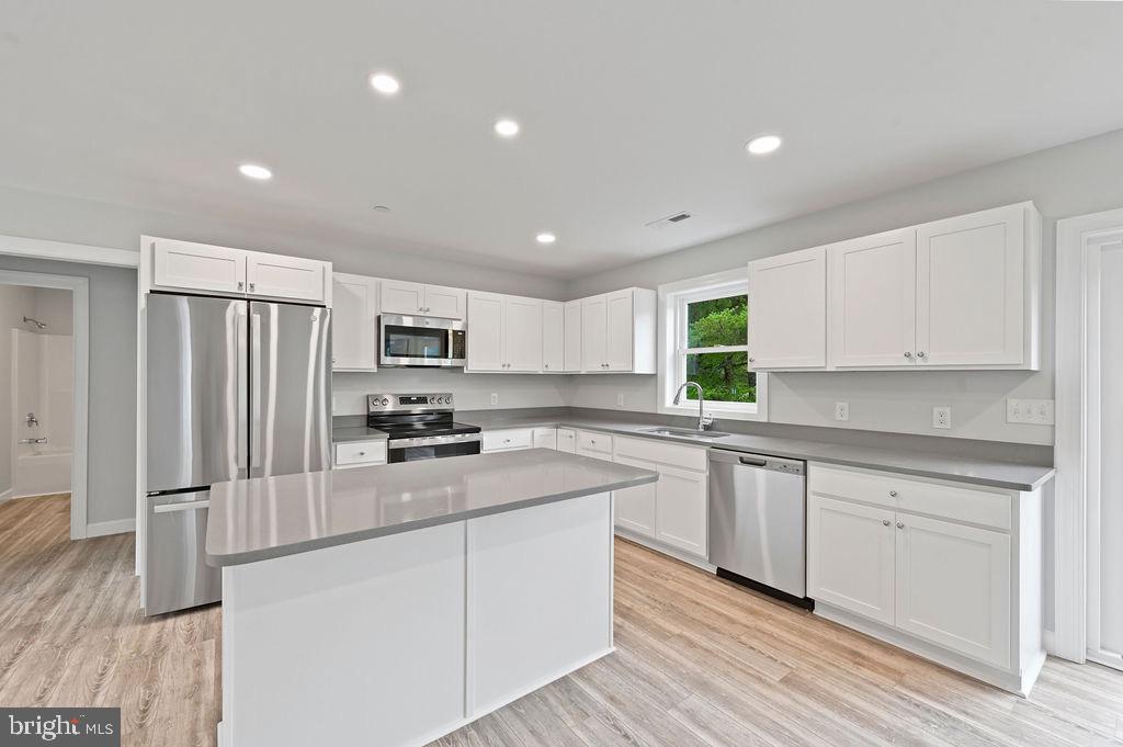 JEFFERSON RUN - Residential