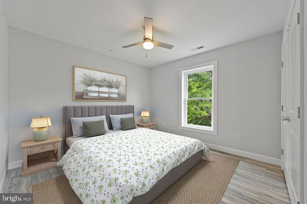 JEFFERSON RUN - Residential