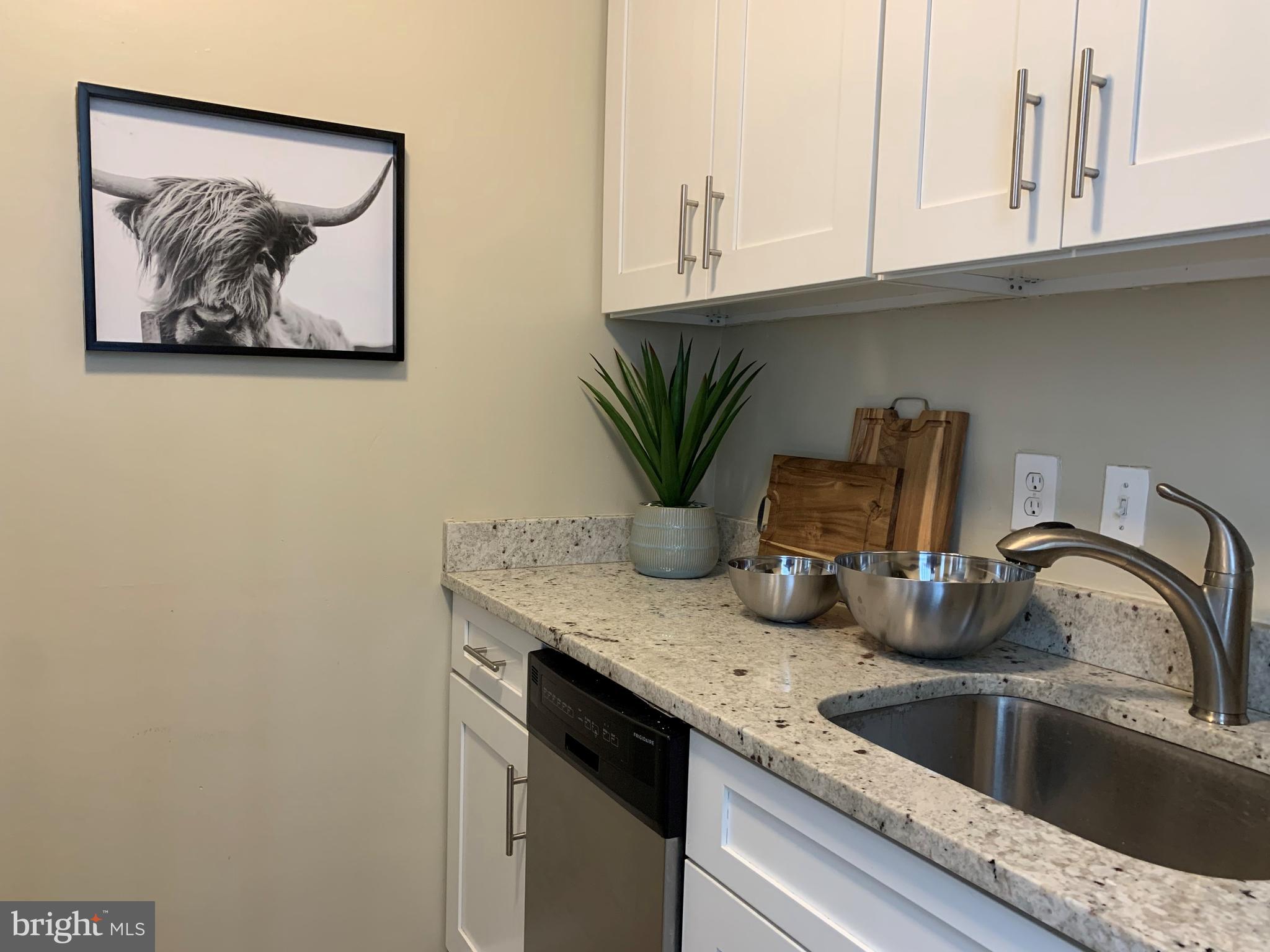 RITTENHOUSE SQUARE - Residential Lease