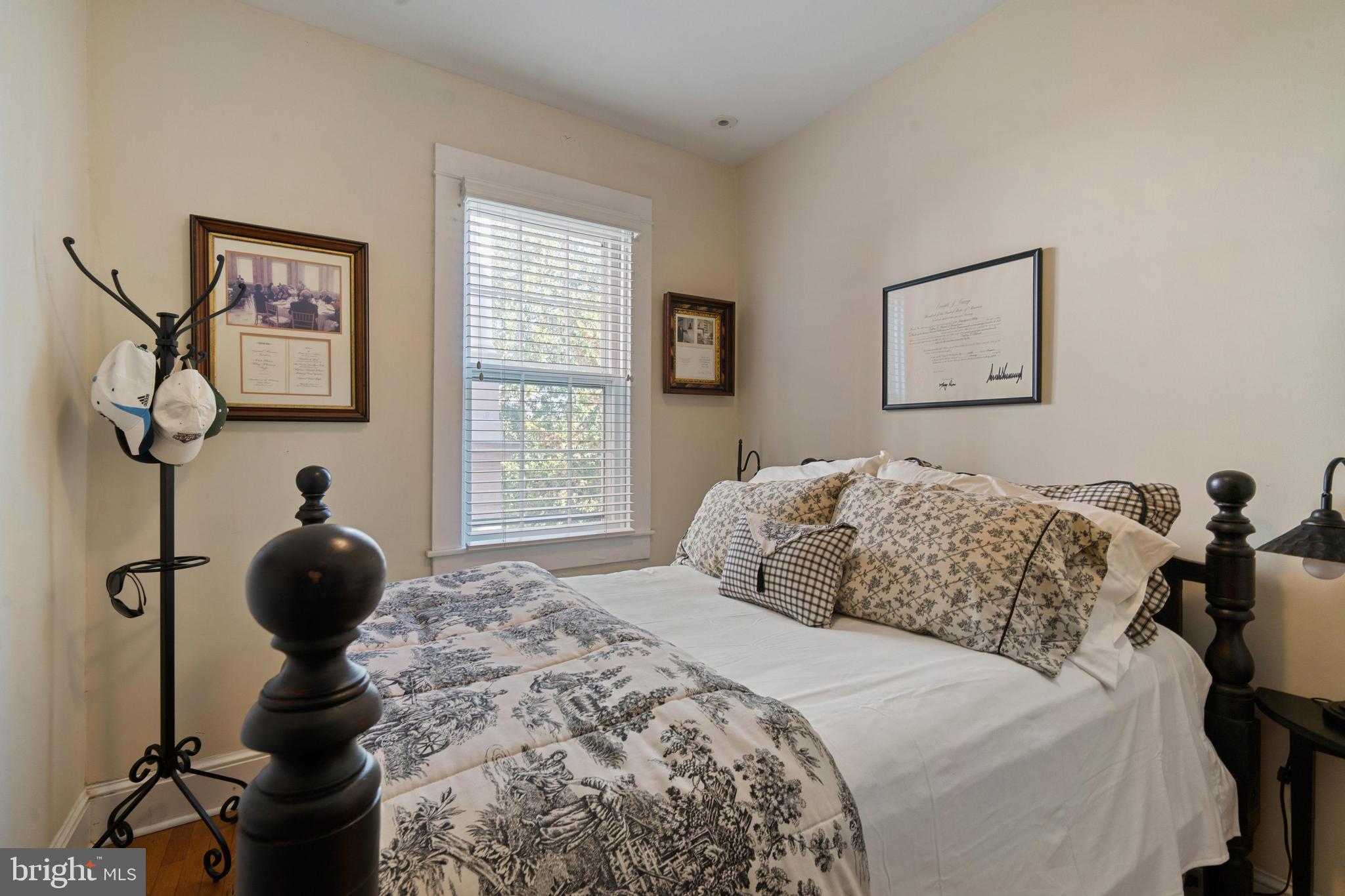 HISTORIC CHESTERTOWN - Residential