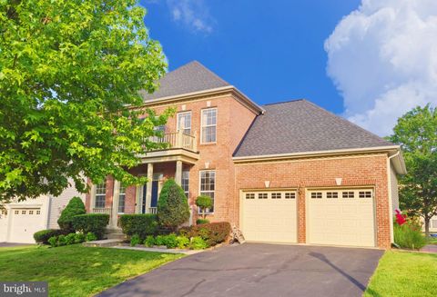 35547 SARASOTA STREET ROUND HILL VA 20141