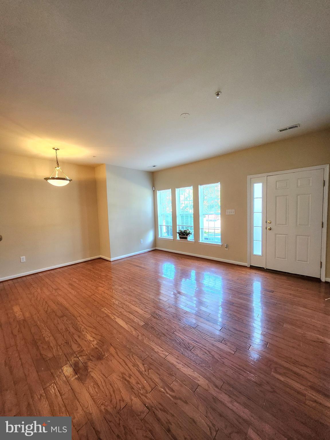 1 FOX CT.