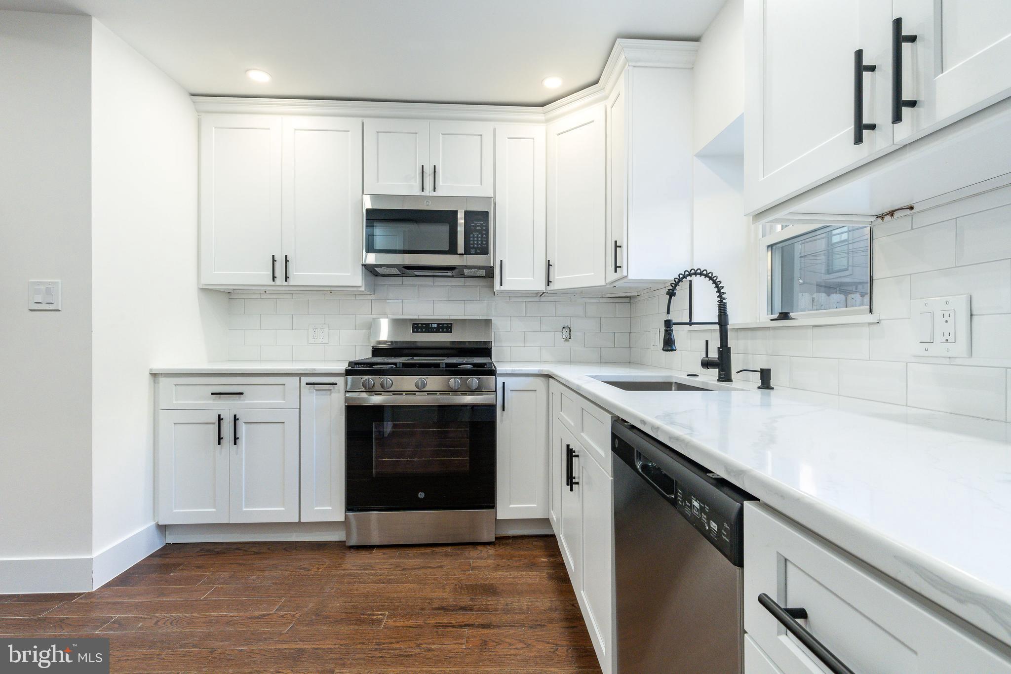 EAST PASSYUNK CROSSING - Residential