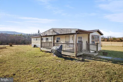 244 Muddy Road, Augusta, WV MLS: WVHS2005868