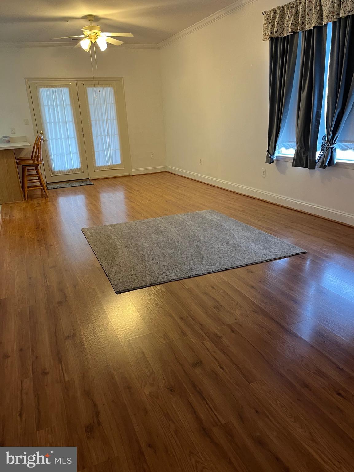 WASHINGTON SQUARE LA PLA - Residential