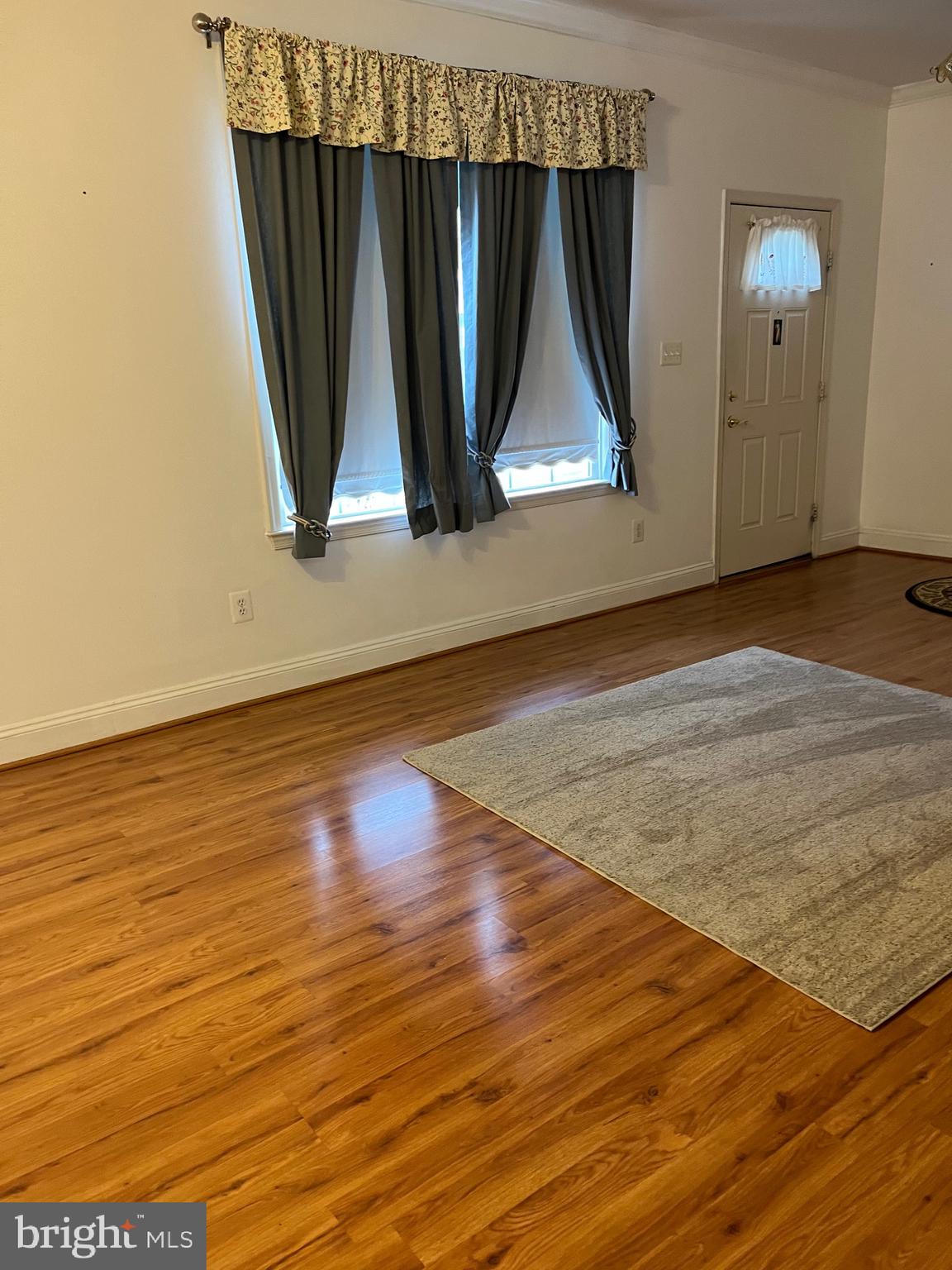 WASHINGTON SQUARE LA PLA - Residential