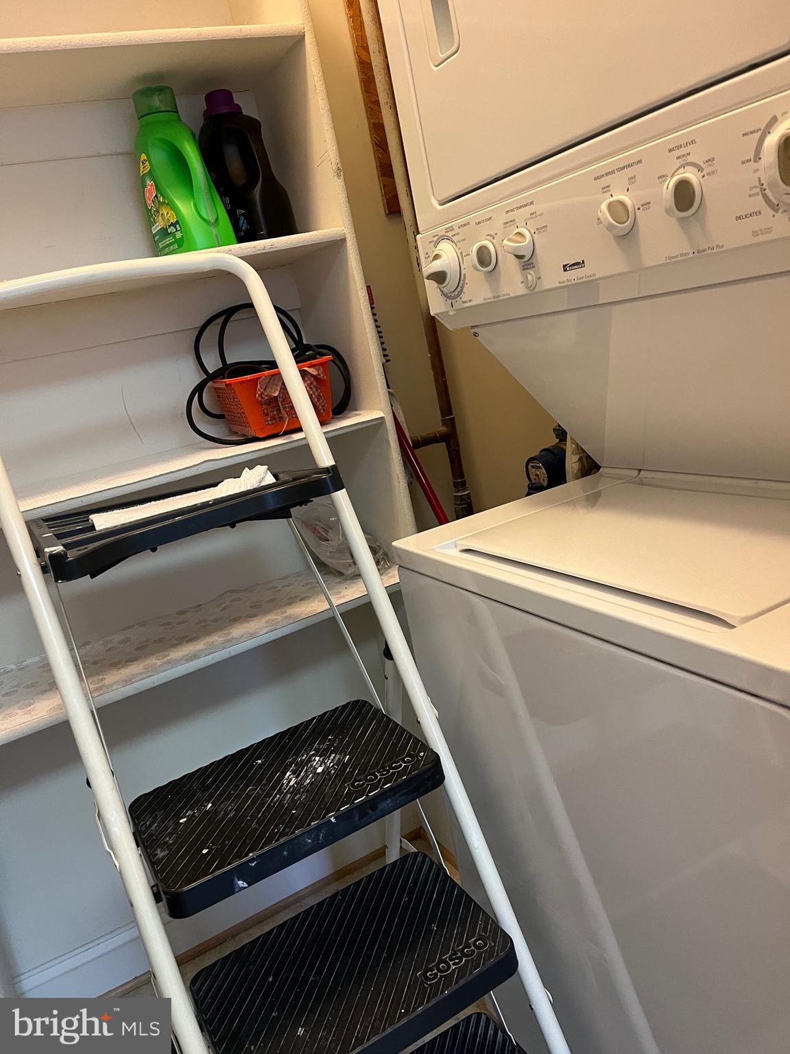 WASHINGTON SQUARE LA PLA - Residential