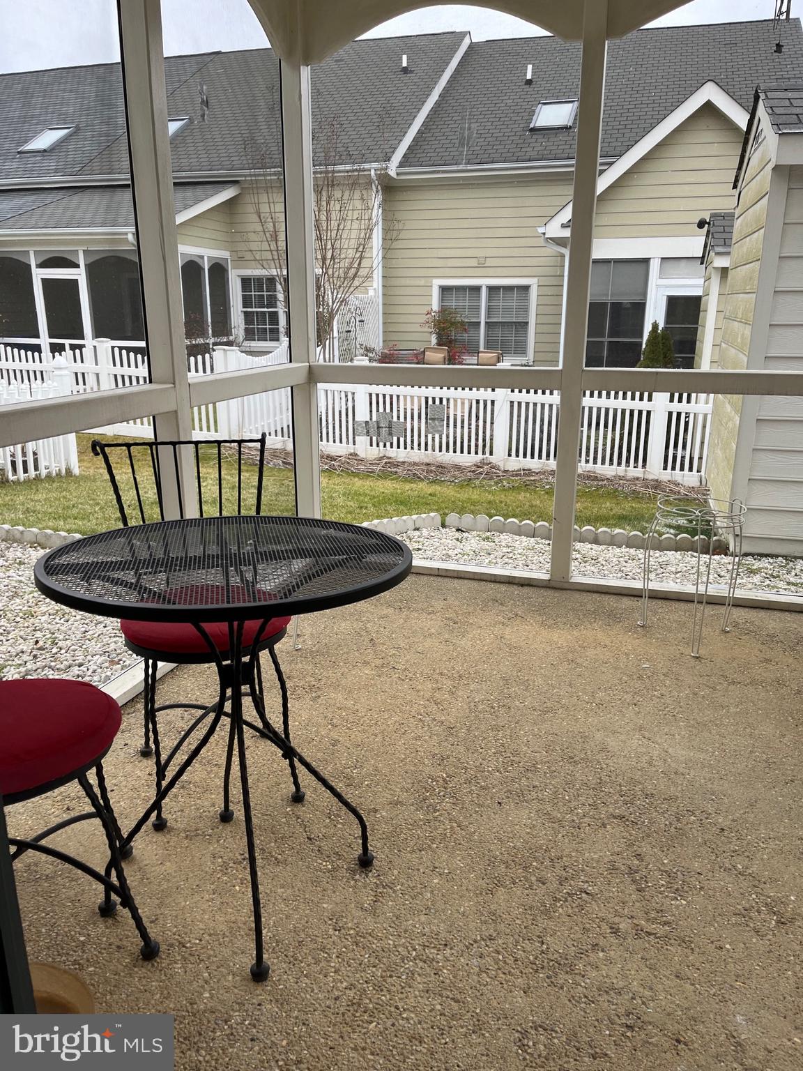 WASHINGTON SQUARE LA PLA - Residential