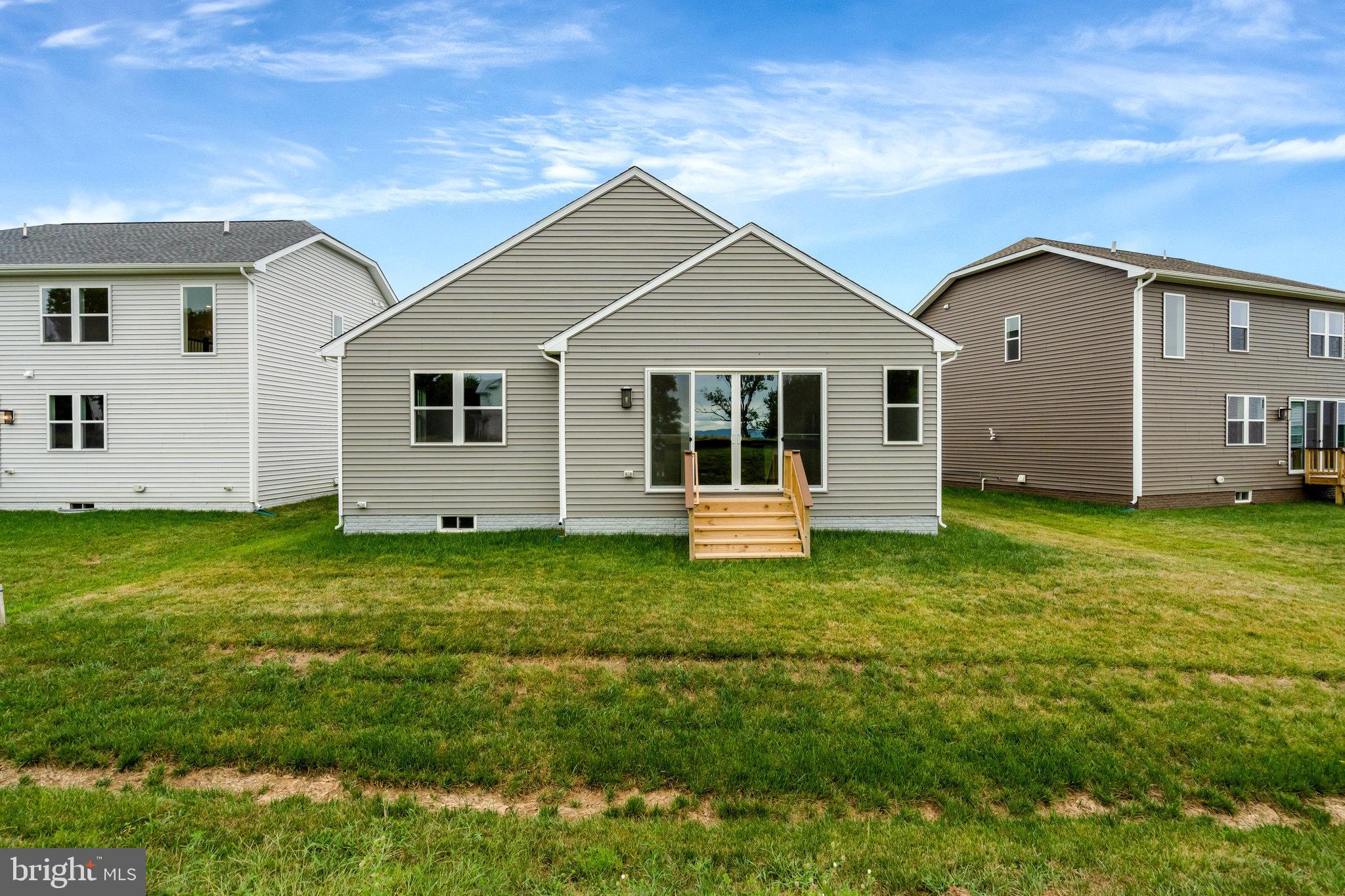 SEASONS AT MIDDLETOWN PLACE - Residential