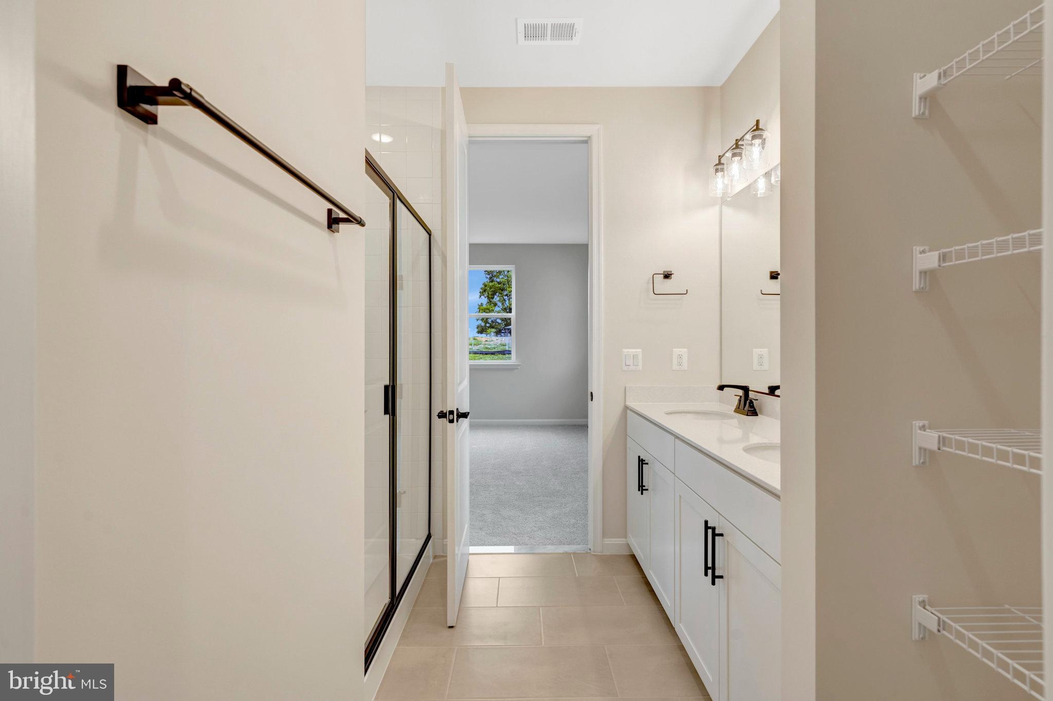 SEASONS AT MIDDLETOWN PLACE - Residential