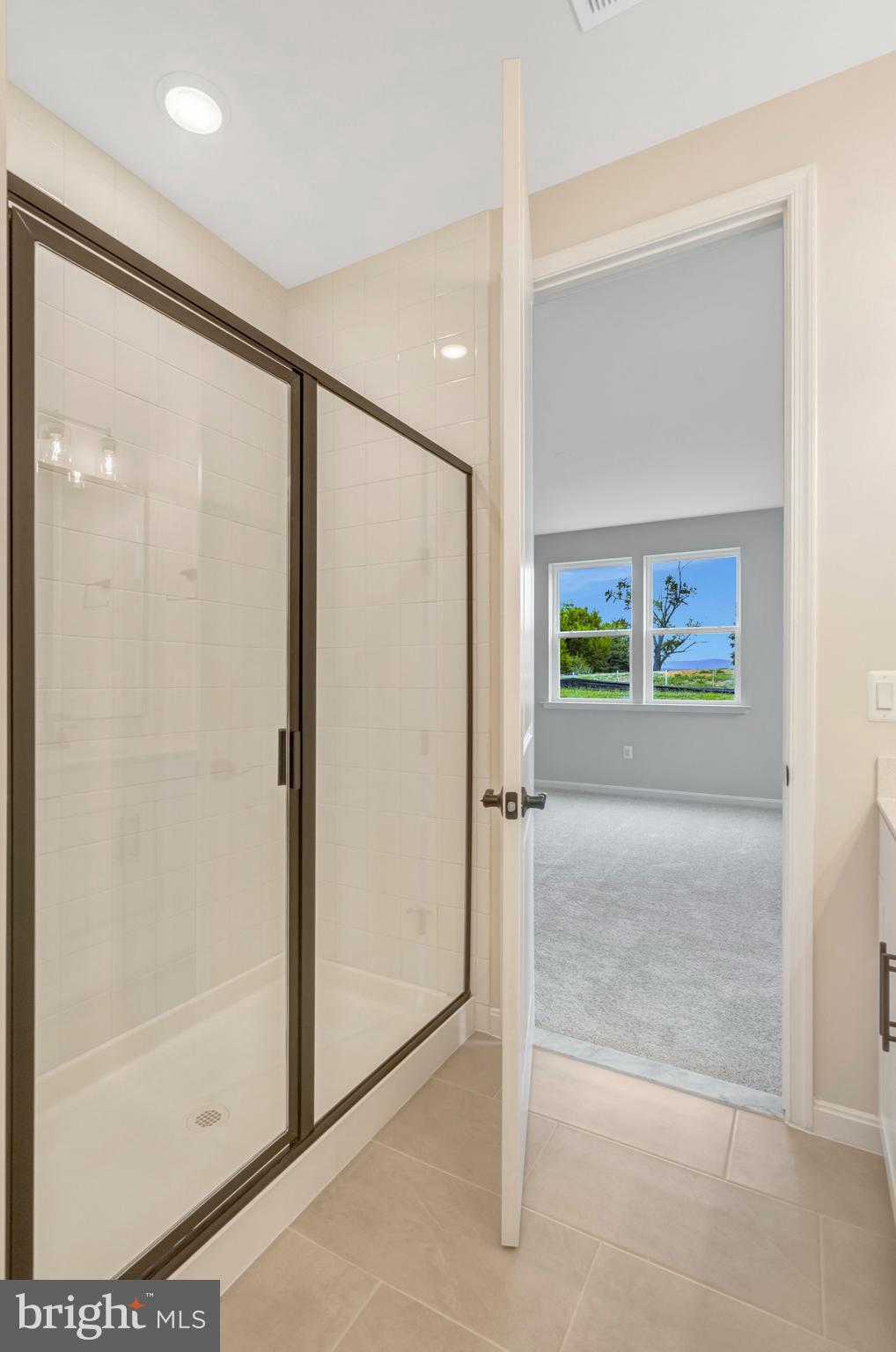 SEASONS AT MIDDLETOWN PLACE - Residential