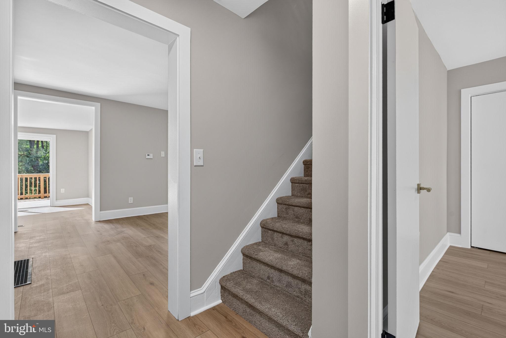 156 E CUMBERLAND ROAD