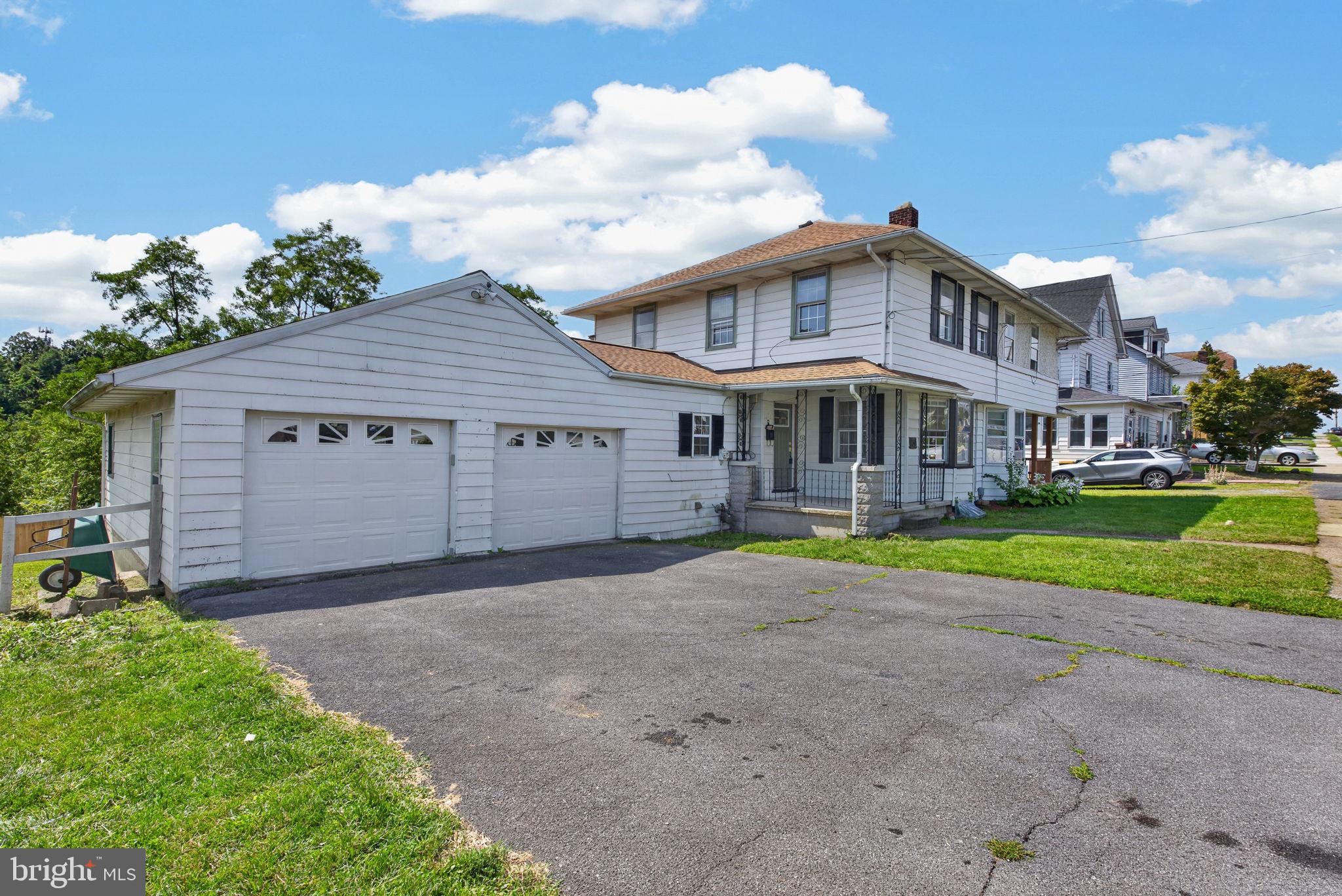 156 E CUMBERLAND ROAD