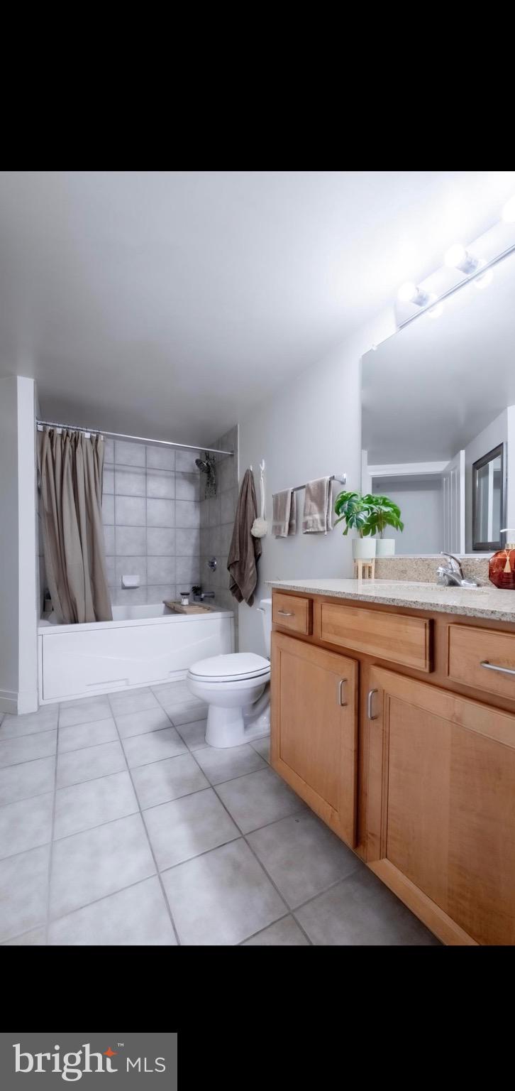 WATER STREET CONDOMINIUMS - Residential Lease