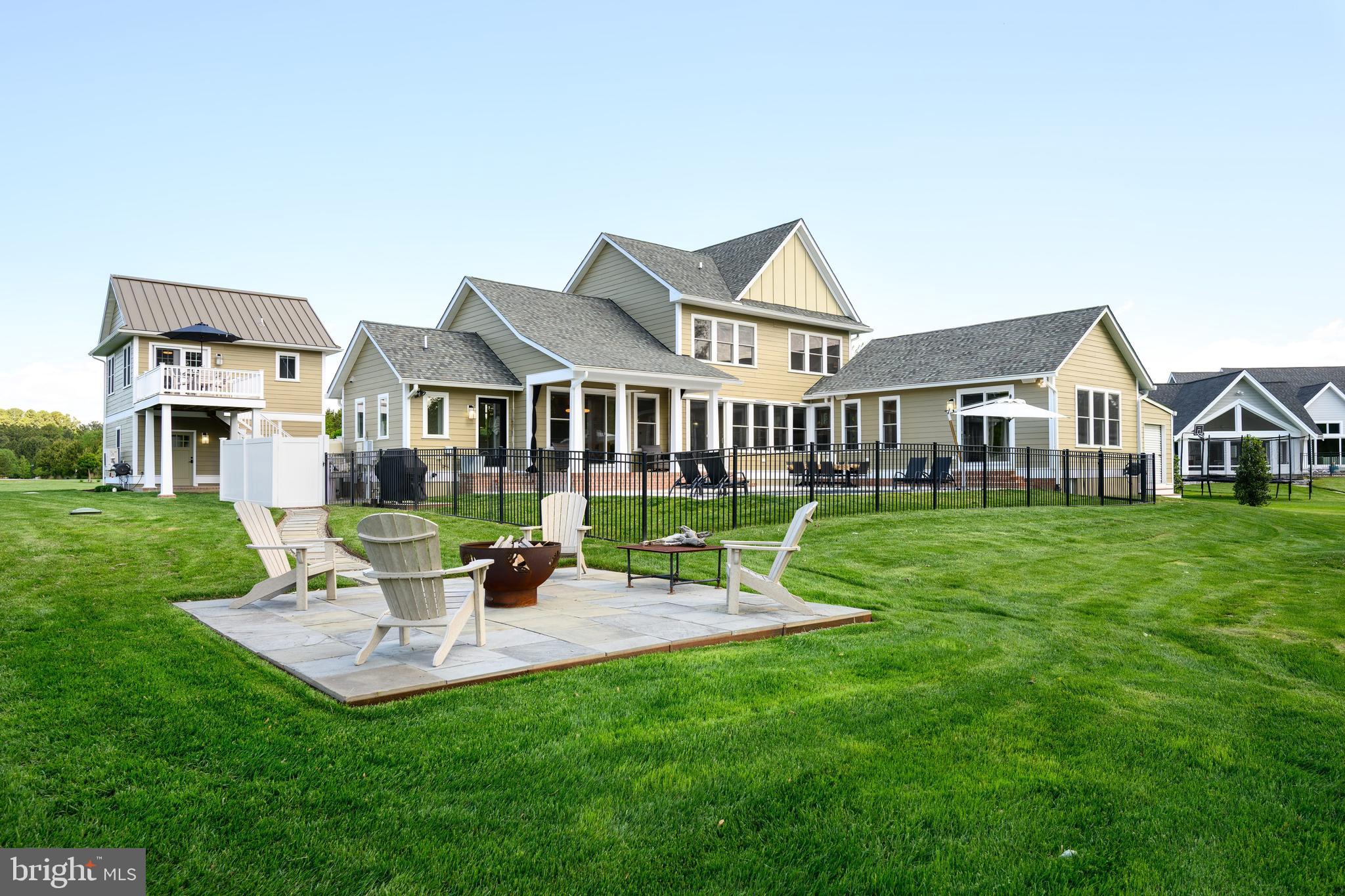 SAN DOMINGO COVE - Residential