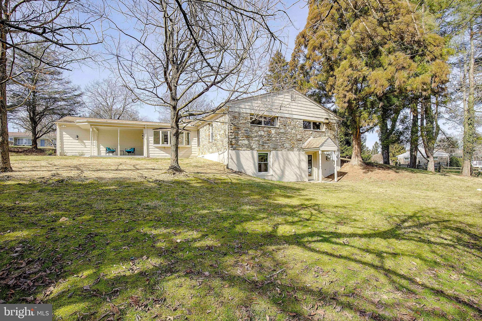 HAMPTON VILLAGE - Residential