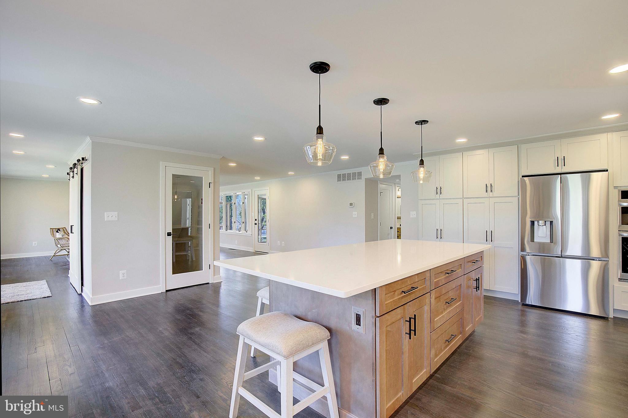 HAMPTON VILLAGE - Residential