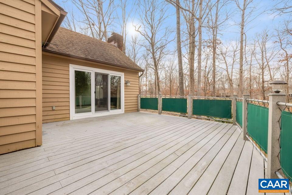 LAKE MONTICELLO - Residential