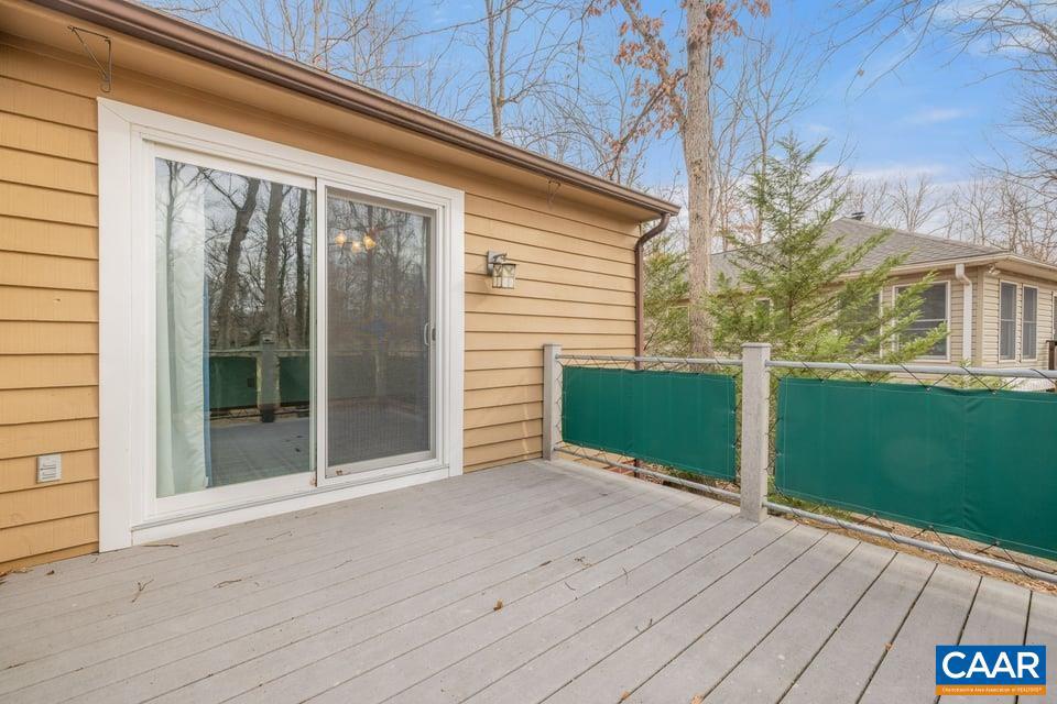 LAKE MONTICELLO - Residential