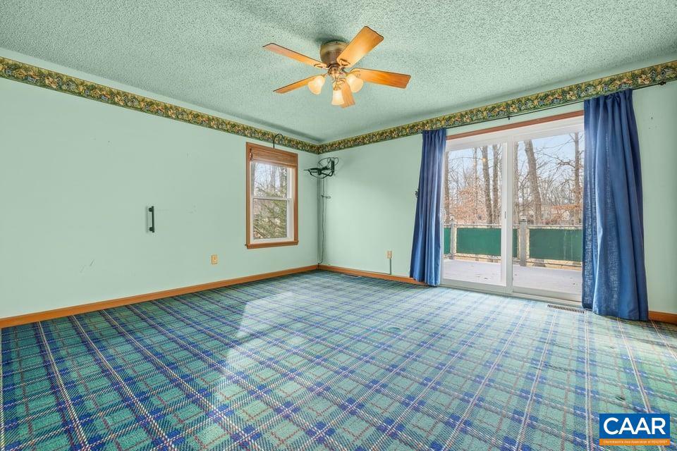 LAKE MONTICELLO - Residential