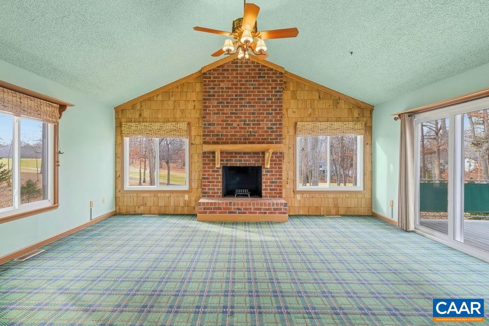 LAKE MONTICELLO - Residential