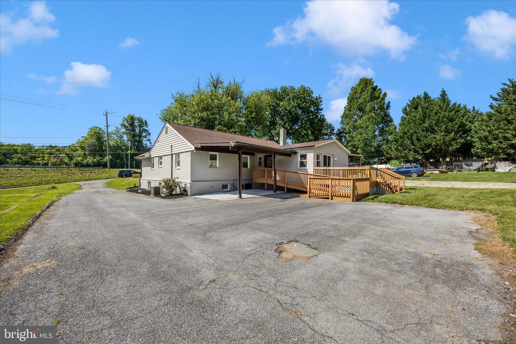 Additional image 93 of 16215 Redland Road, Rockville, MD 20855
