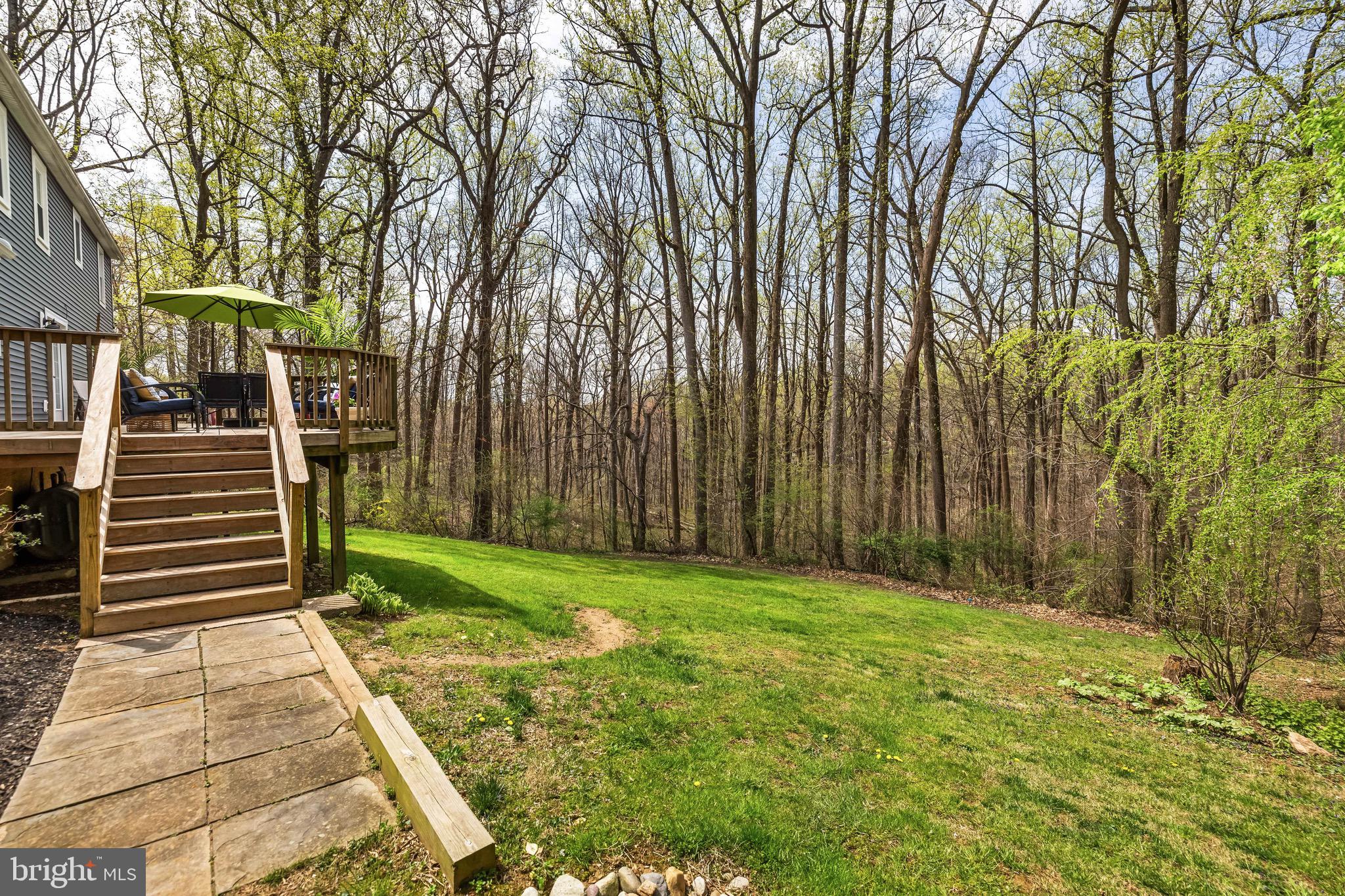 HOLLY KNOLL - Residential