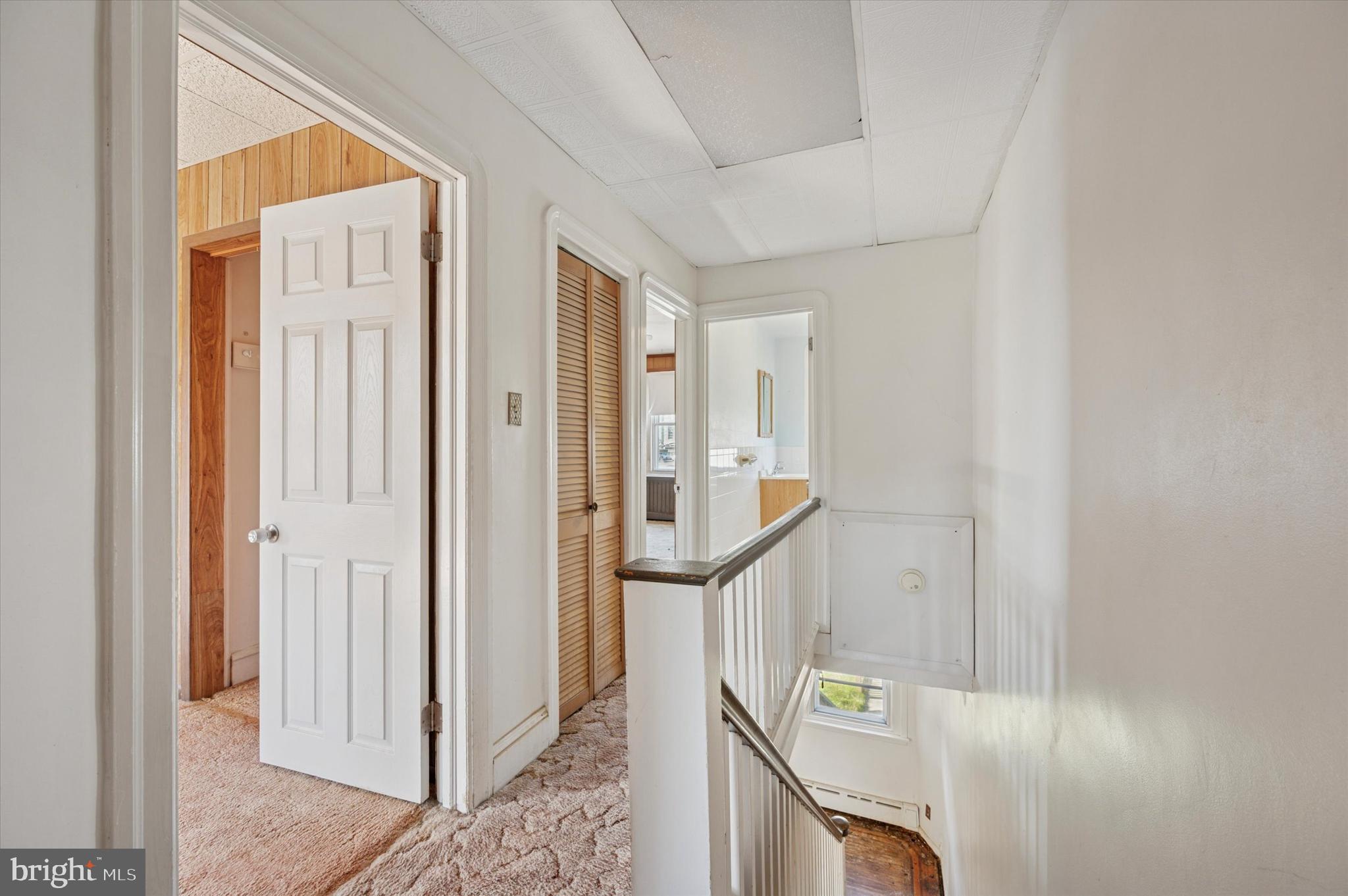 LAWNCREST - Residential