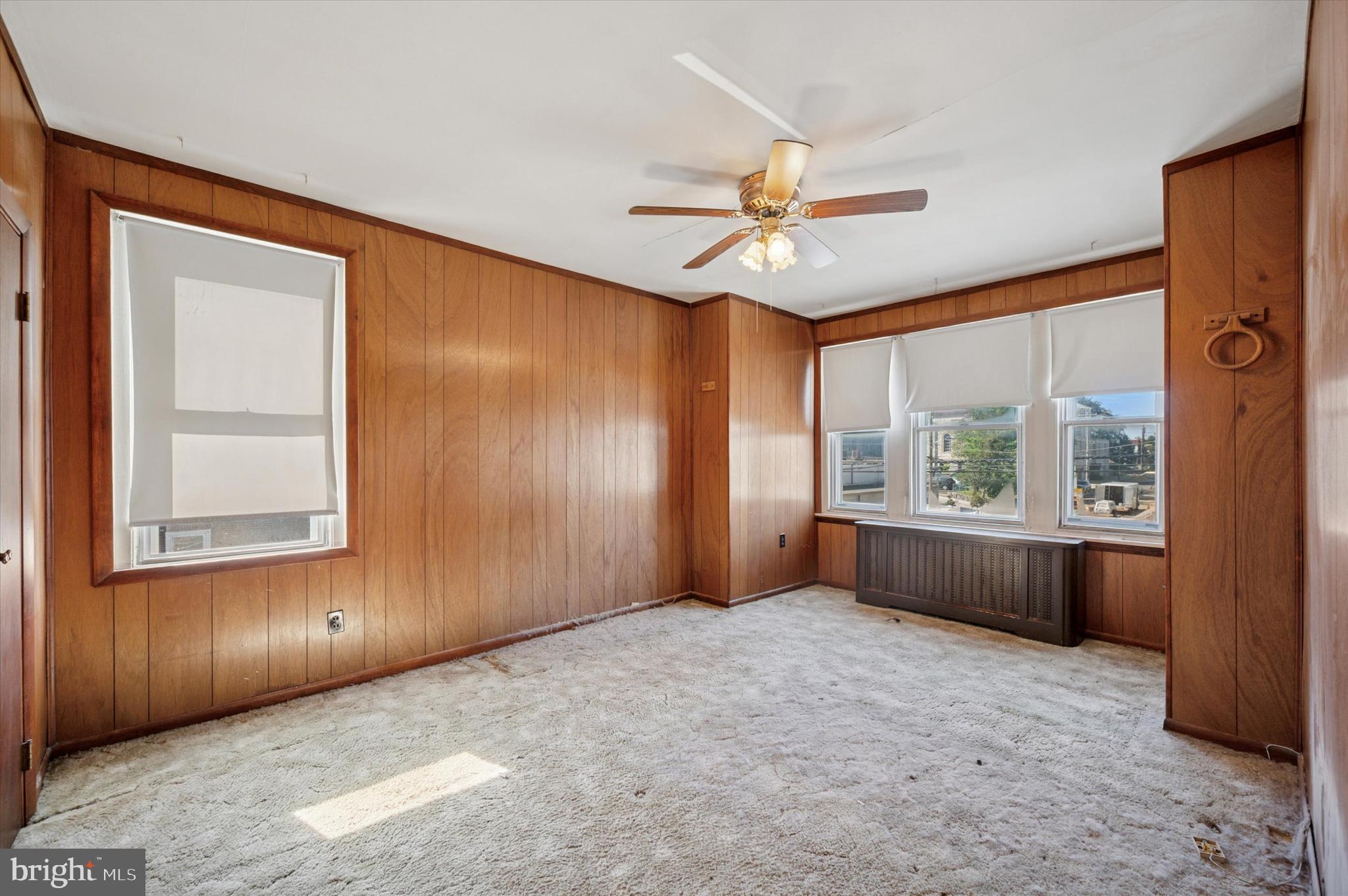 LAWNCREST - Residential