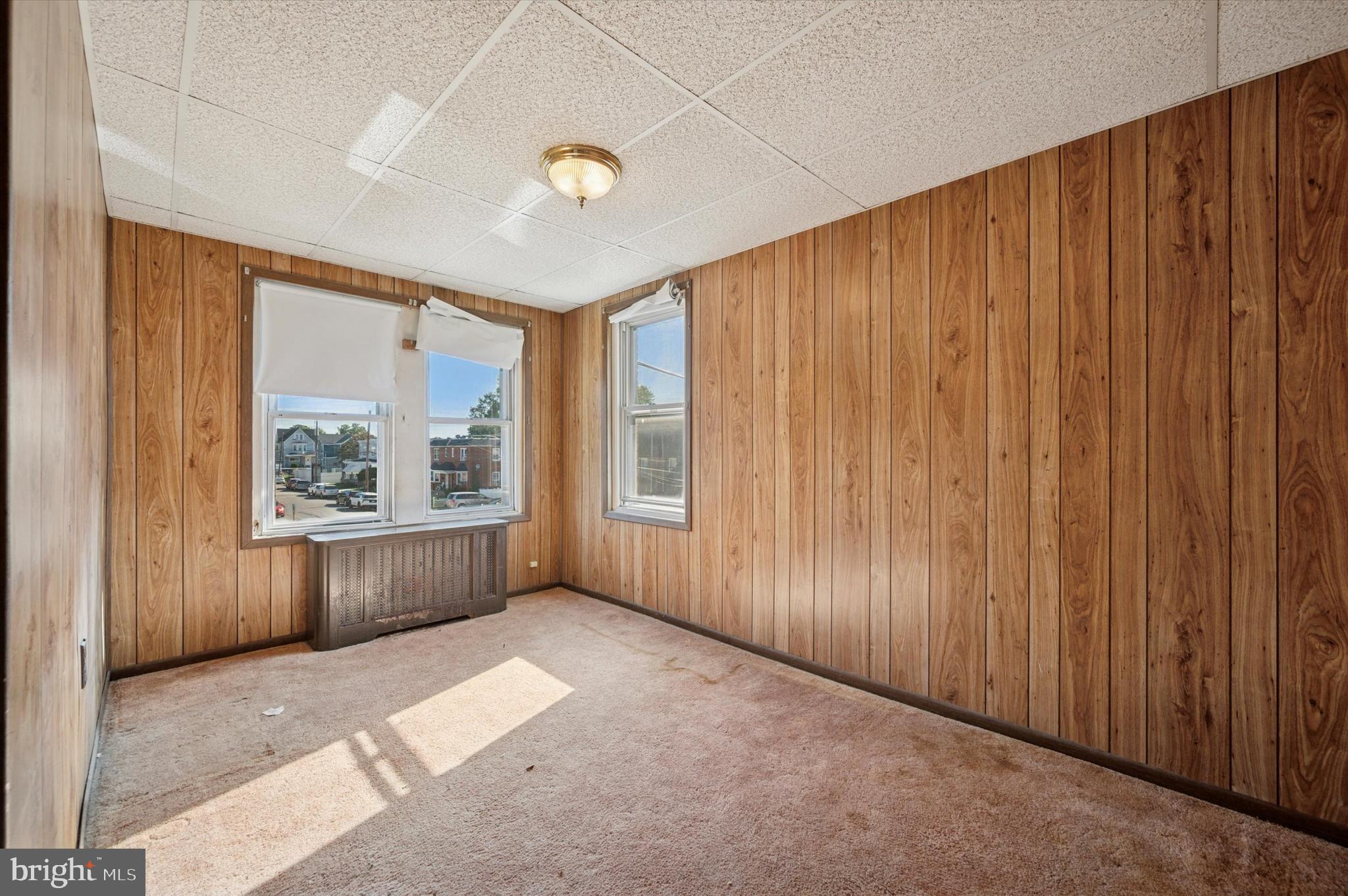 LAWNCREST - Residential