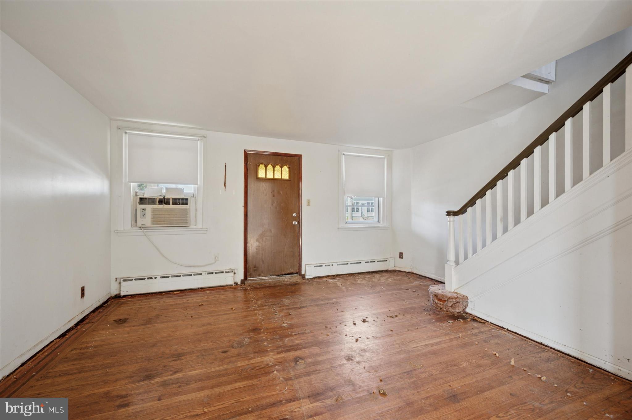 LAWNCREST - Residential