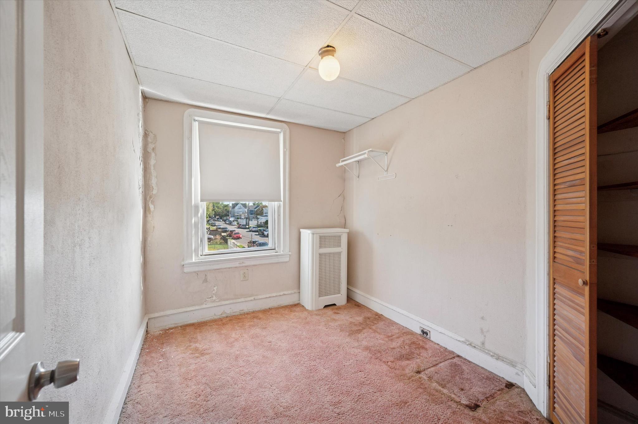 LAWNCREST - Residential