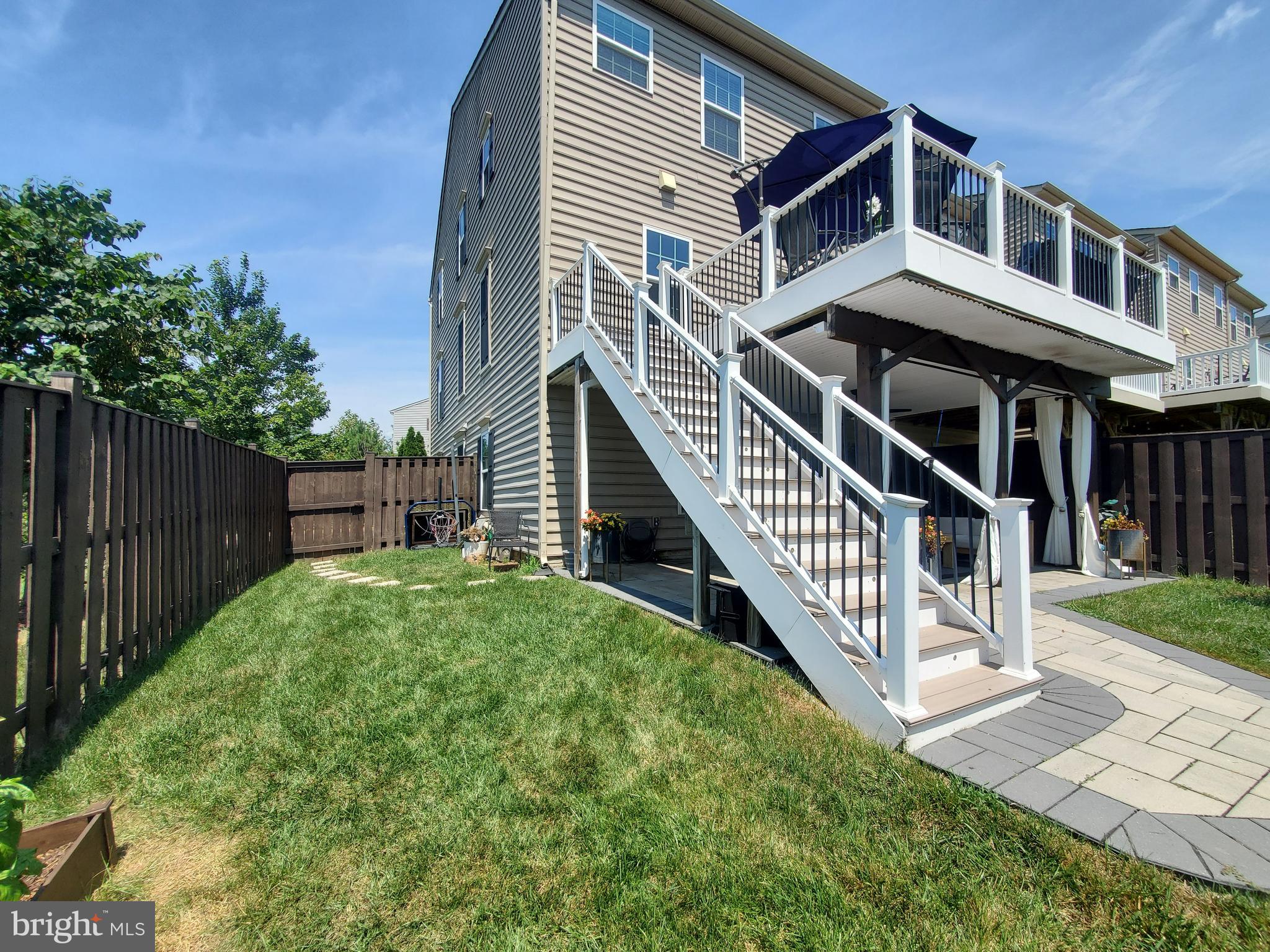 WENTWORTH GREEN - Residential Lease